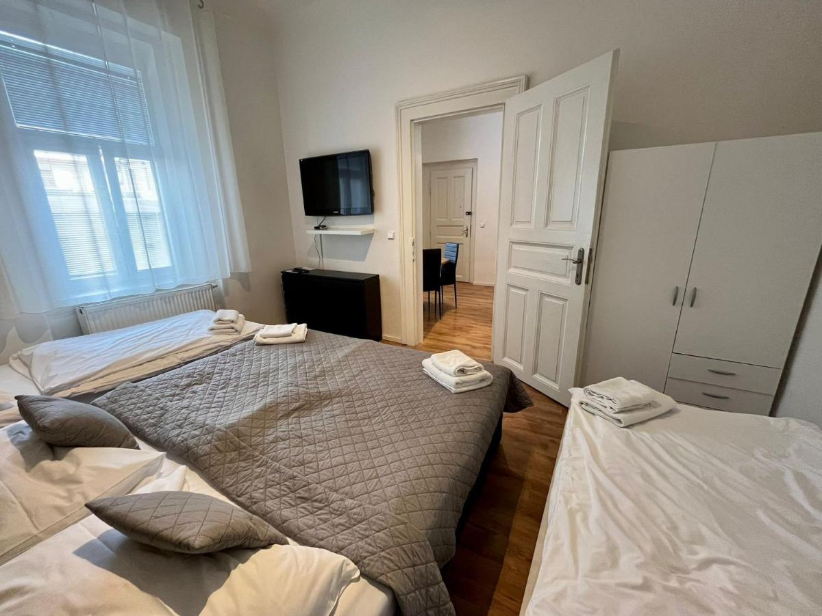 Aparthotel Casa Italia Praga Exterior foto